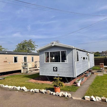 3-Bedroom Swift Caravan - Uddingston, Глазгоу Екстериор снимка