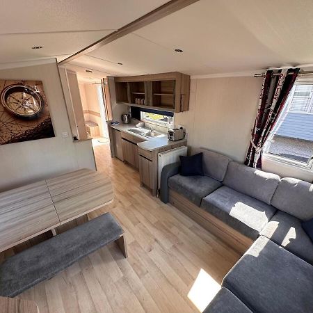 3-Bedroom Swift Caravan - Uddingston, Глазгоу Екстериор снимка