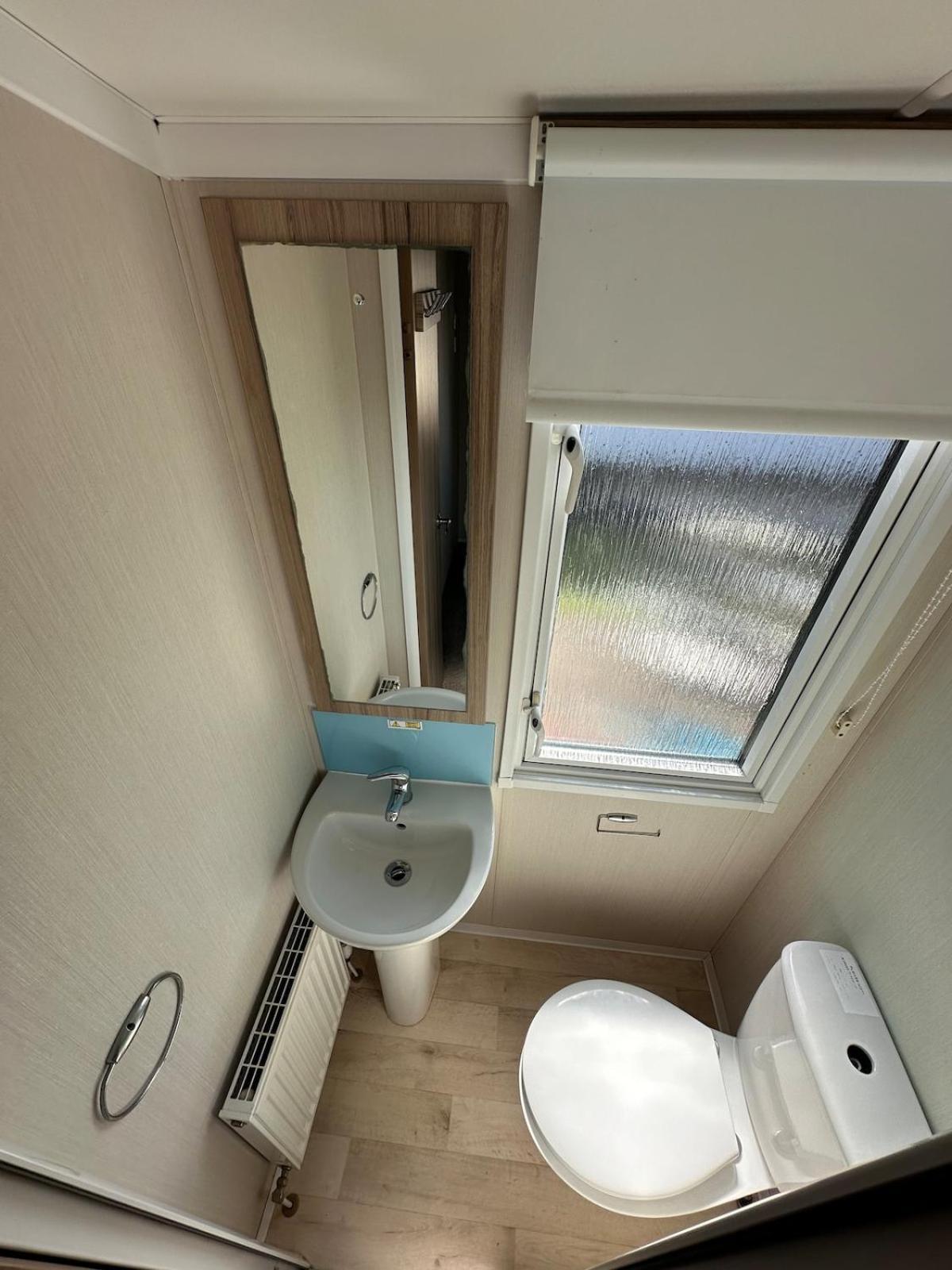 3-Bedroom Swift Caravan - Uddingston, Глазгоу Екстериор снимка