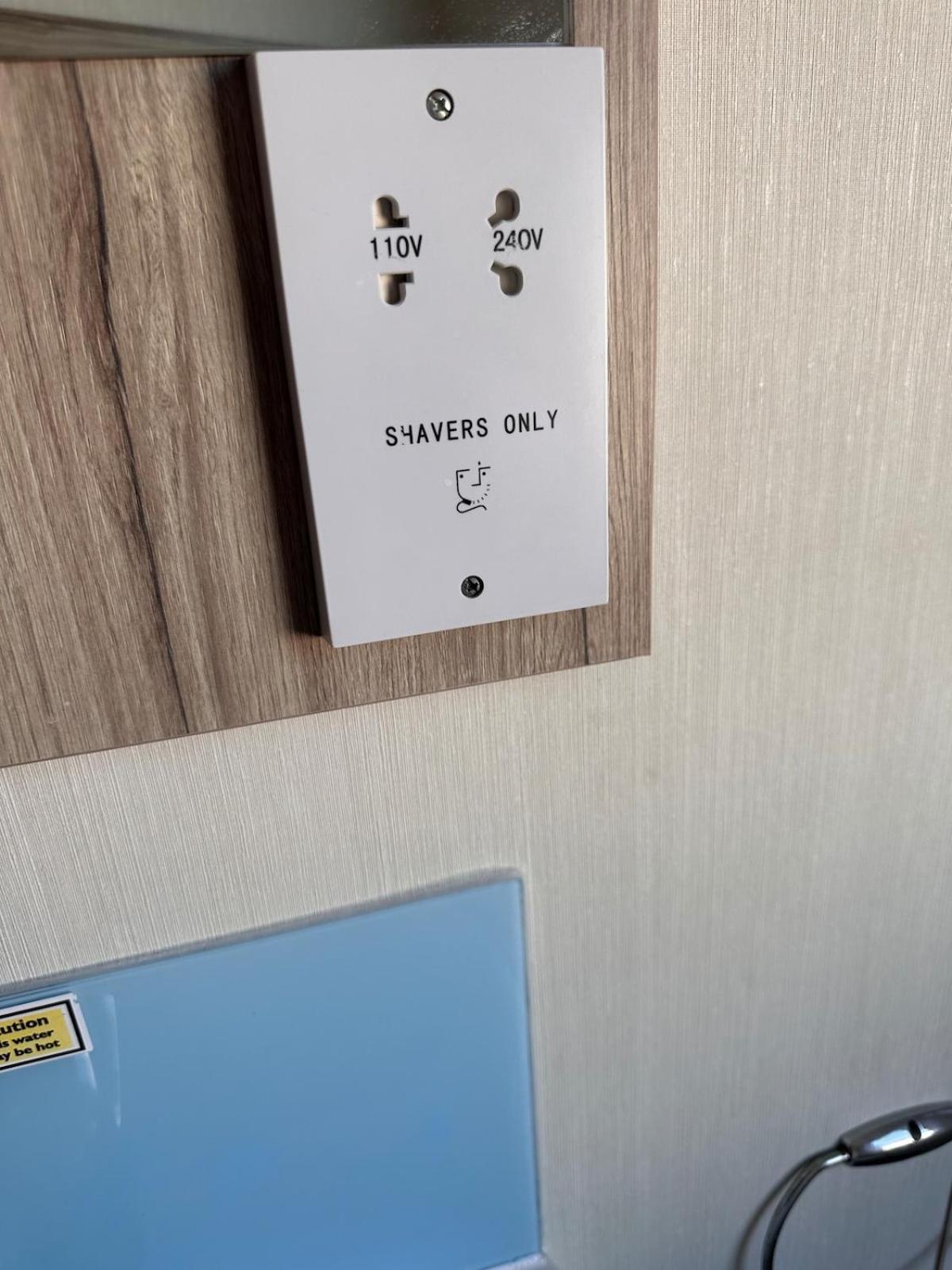 3-Bedroom Swift Caravan - Uddingston, Глазгоу Екстериор снимка