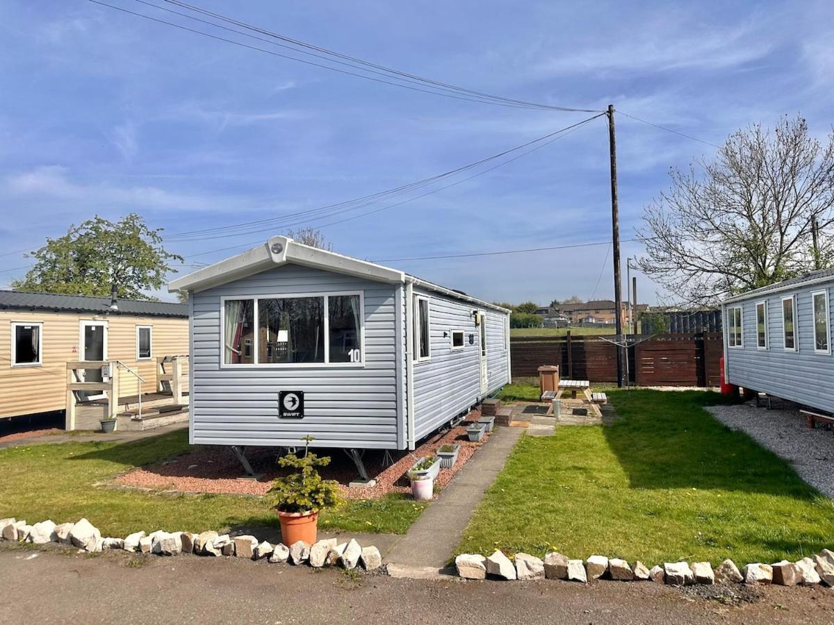 3-Bedroom Swift Caravan - Uddingston, Глазгоу Екстериор снимка